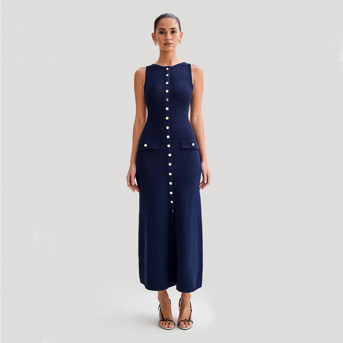 Robe Longue Élégante en Maille – Sans Manches & Boutonnée
