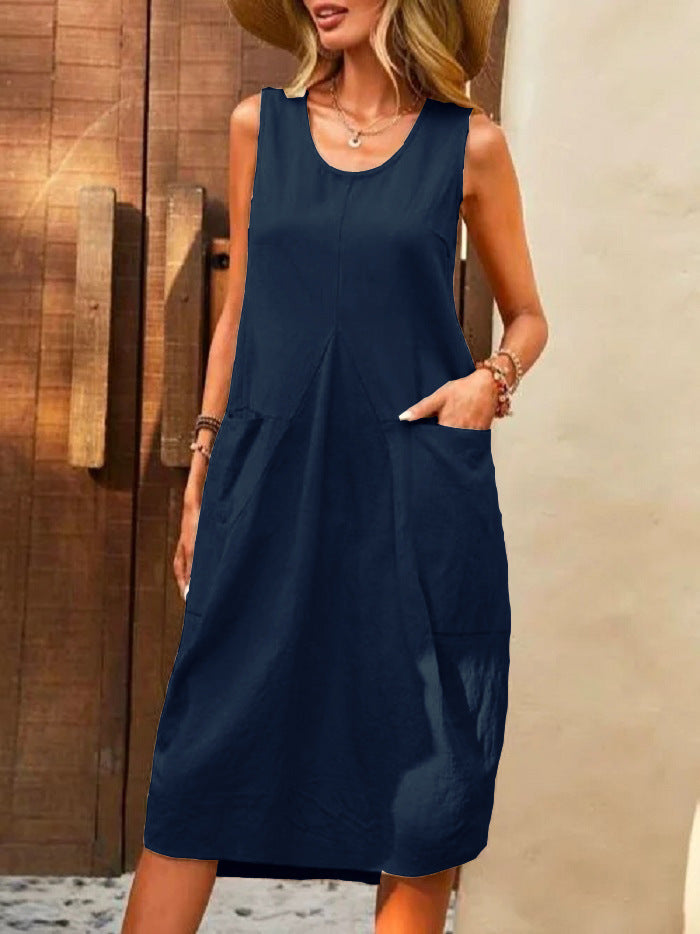 Robe d'été sans manches à col U, avec poches.