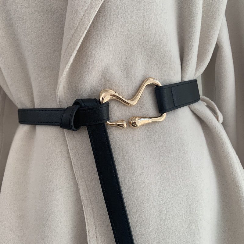 Ceinture Fine avec Nœud sur Manteau ou Costume