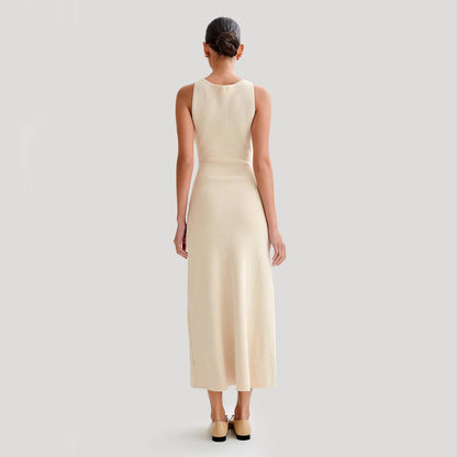 Robe Longue Élégante en Maille – Sans Manches & Boutonnée